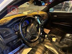 کرایسلەر 300